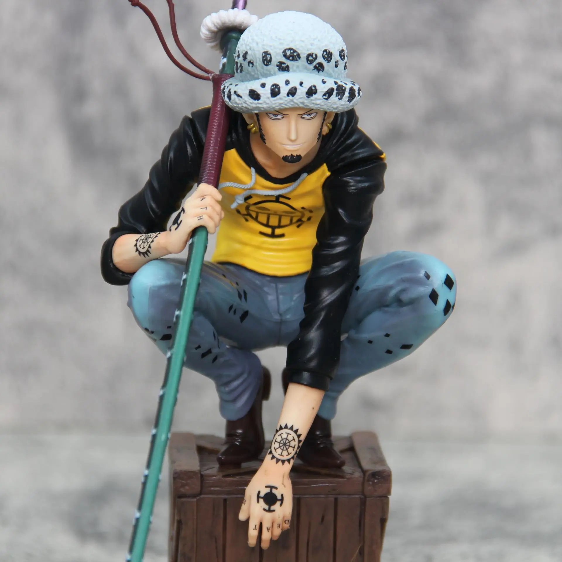 Figura de Trafalgar D. Water Law - Hikari Store 